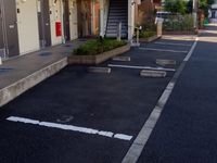 レオネクストユーカリ 駐車場