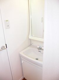 レオパレスひいらぎⅢ 洗面所
