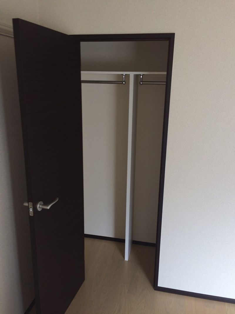 クレイノフローラ大森南 収納
