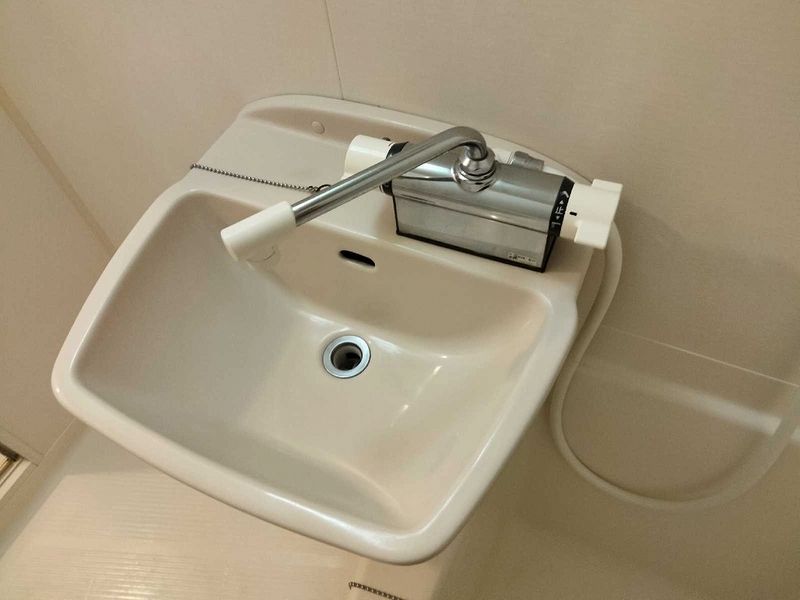 レオパレスかなめ２ 洗面台