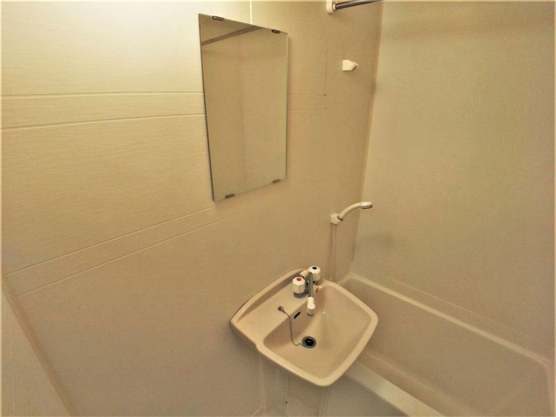 レオパレスエトワール　栄町 洗面所