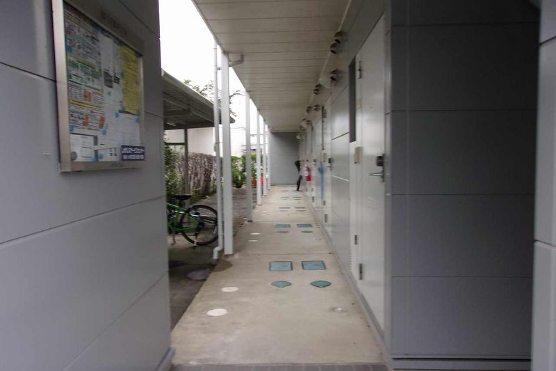 レオパレス信夫ヶ丘 エントランス