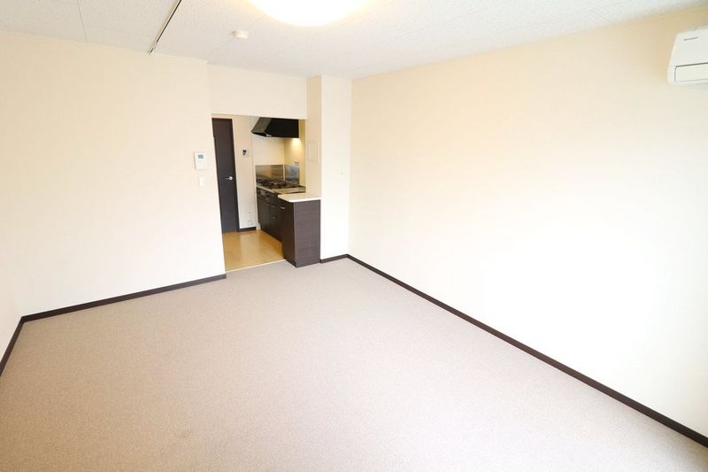 レオネクストマホロバ 居間