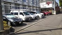 レオパレスソレーユ 駐車場