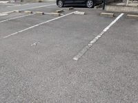 レオパレスＳ　ＣＯＵＲＴ 駐車場