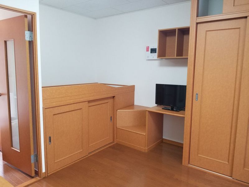 レオパレスベルウッド 居間
