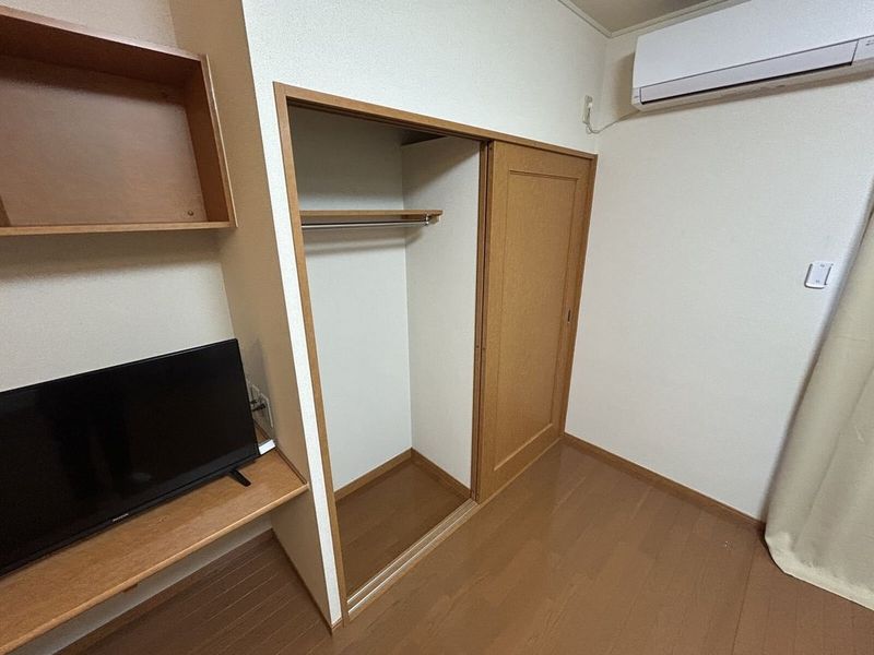 レオパレスｐｉｎｅ　ｃｒｅｓｔ 収納