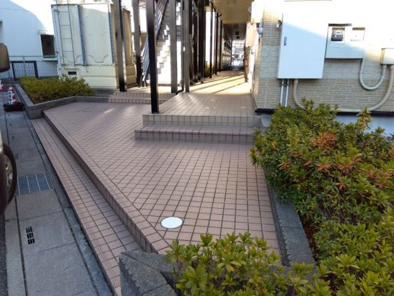 レオパレスｆａｖｏｒｉｔｅ エントランス