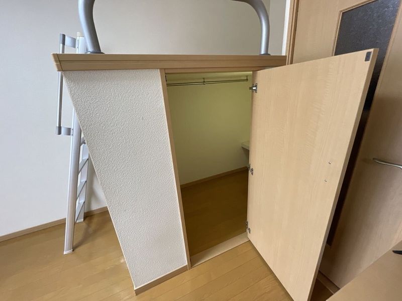レオパレス天神 収納