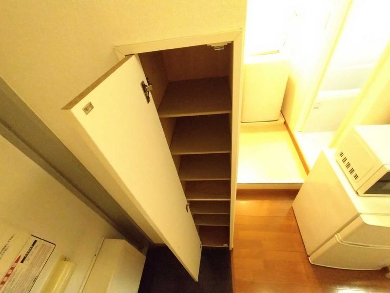 leopalace Entrare Other