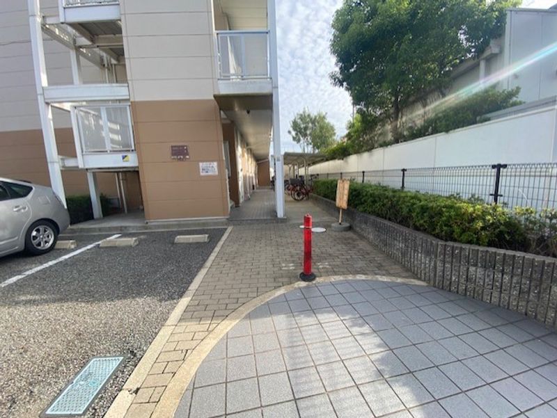 レオパレスピーチヴィレッジ エントランス