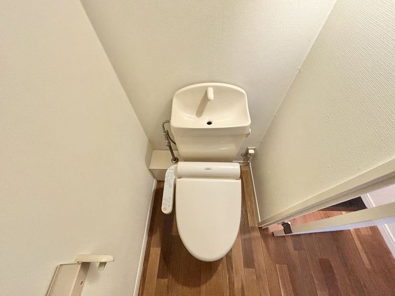 レオパレスヴィバーチェ トイレ