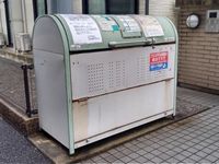 レオパレス新山下 共用部分