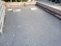 レオパレスメモラブルⅡ 駐車場