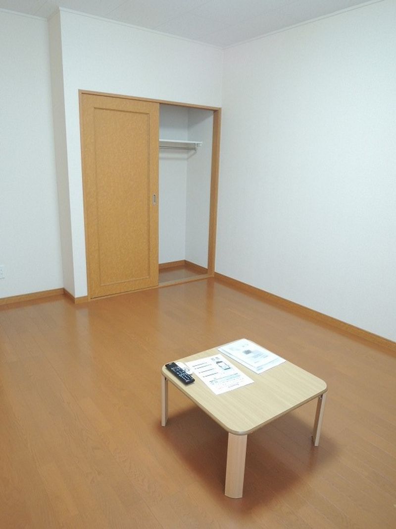 レオパレスＭＹＫ 居間