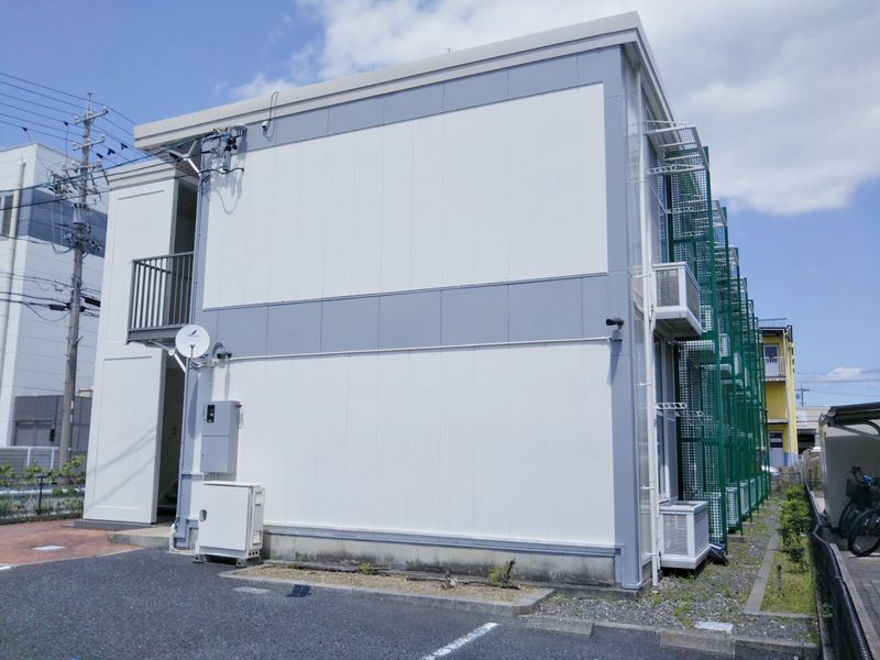 レオパレス西之島 外観