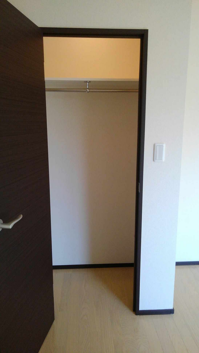 CLEINO BROOK Storage