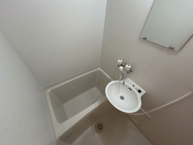 レオパレスセゾン 風呂