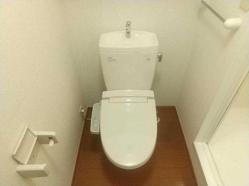 レオパレス慶弐番館 トイレ