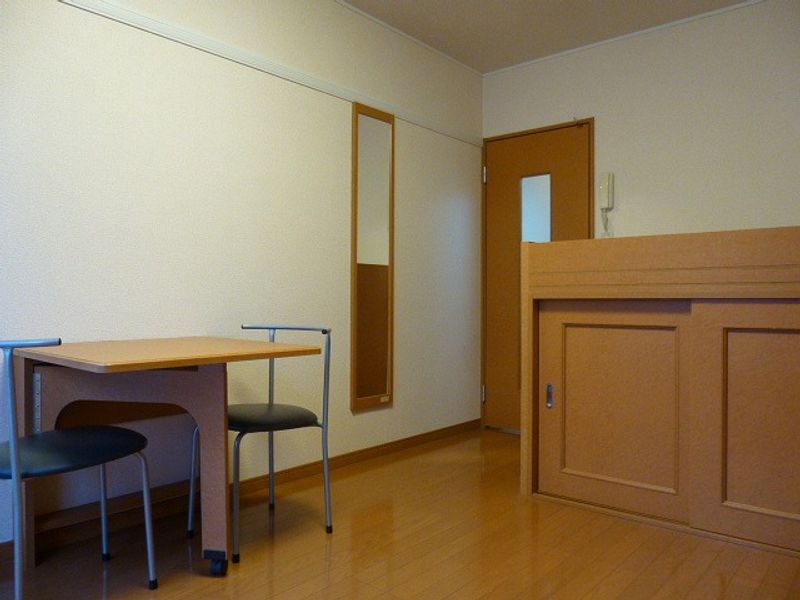 レオパレスＳＡＫＵＲＡ　Ⅰ 居間