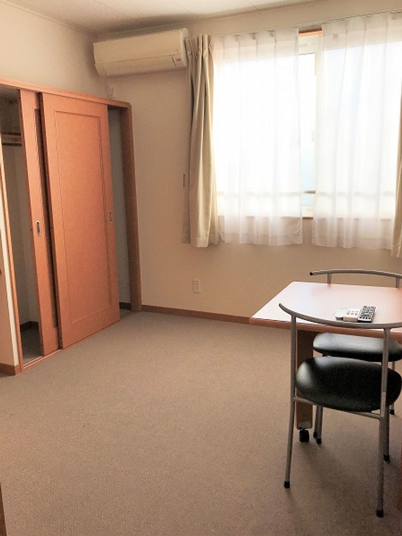 レオパレスカメリアⅡ 居間