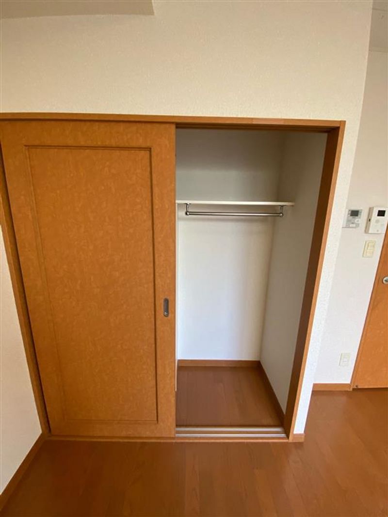 レオパレス新桜台 収納