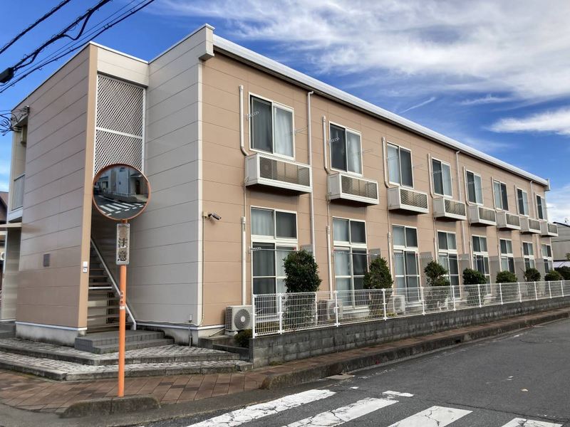 レオパレスセレブ 外観