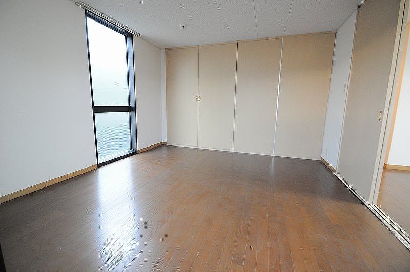 レオパレス宮田第３ 居間