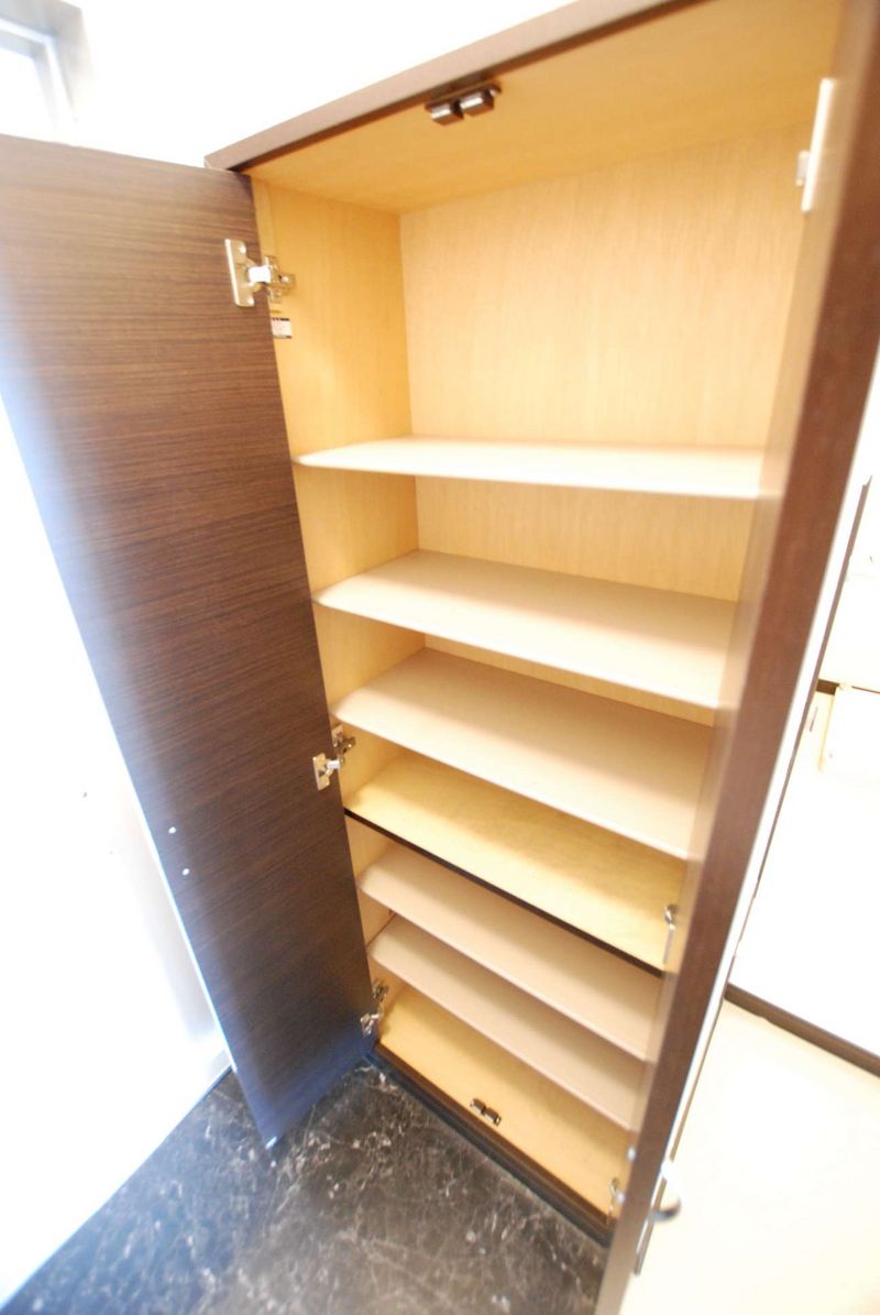 レオネクスト希望 収納