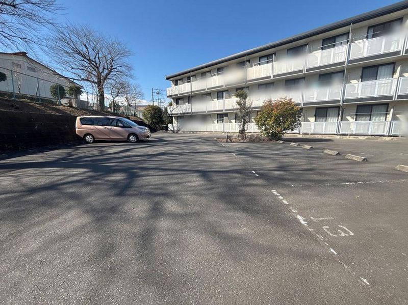 leopalace Eclair K Shimo Otsuki Parking lot