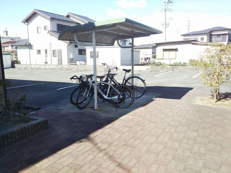 レオパレス東山Ａ 共用部分