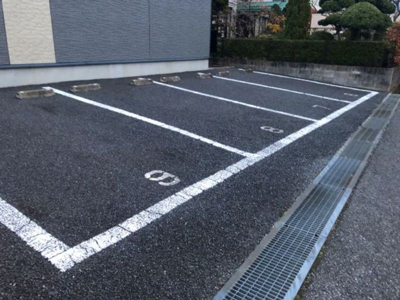 レオパレス東上宿 駐車場