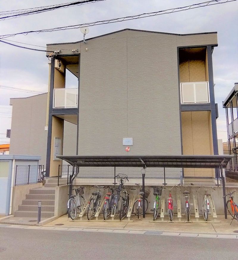 レオパレスイースト 外観