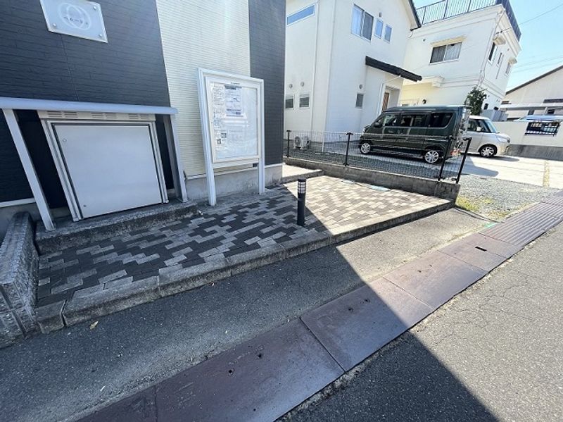 レオネクストベルージュ エントランス