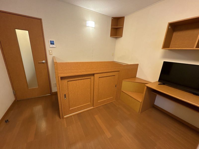 leopalace Solbi Other