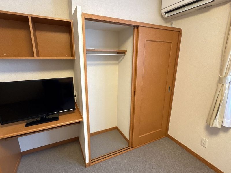 レオパレスレキア 収納