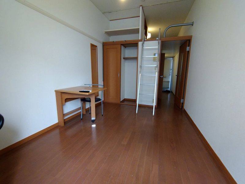 レオパレスｒｉｊｅｋａ 居間