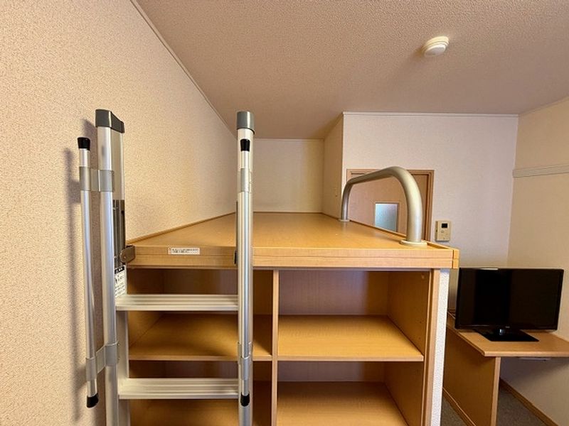 レオパレスミルキーウェイ 寝室