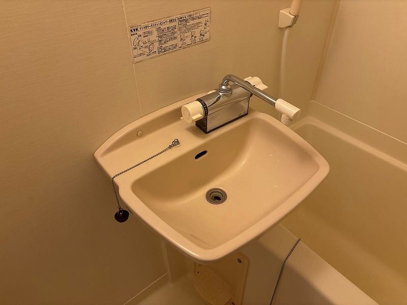 レオパレスソラーレ 洗面台