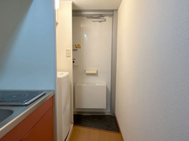 レオパレスＭＯＲＥ 玄関