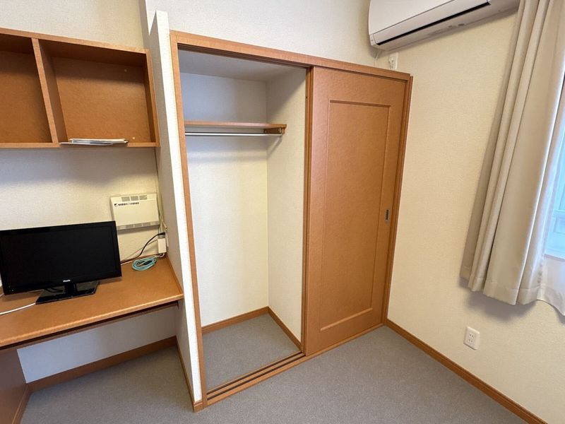 レオパレスミストラル 収納