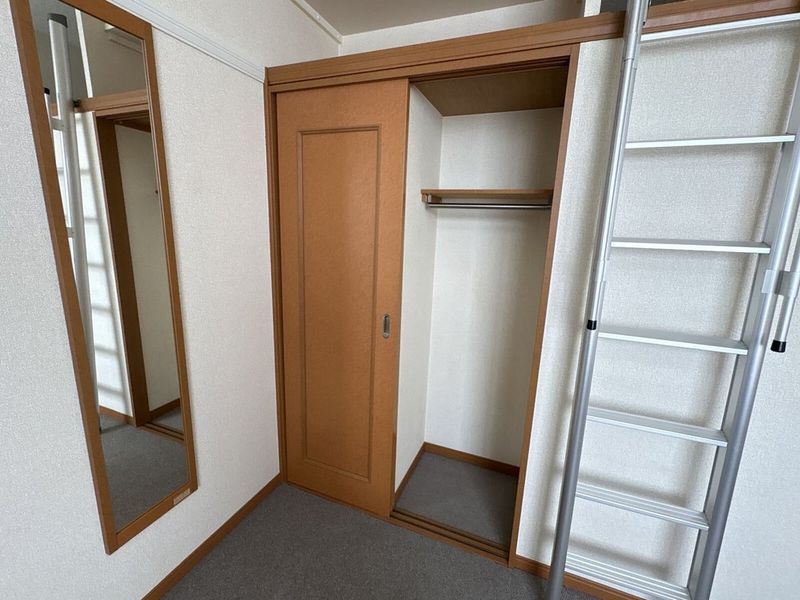 レオパレス和 収納