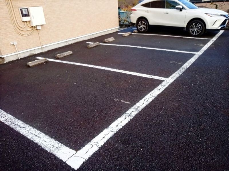 レオパレスｃｏｓｍｏｓ 駐車場