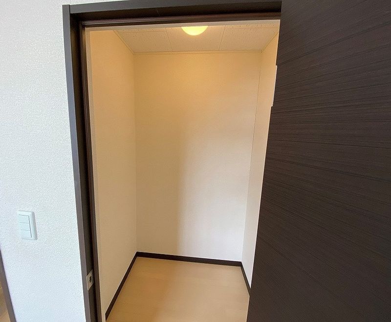 レオネクストＭＩＳＡＫＩ 収納