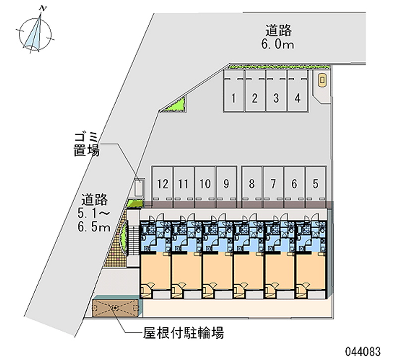 44083 Monthly parking lot