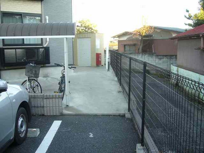 レオパレス燦燦 エントランス