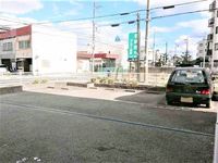 レオパレスナカムラⅠ 駐車場