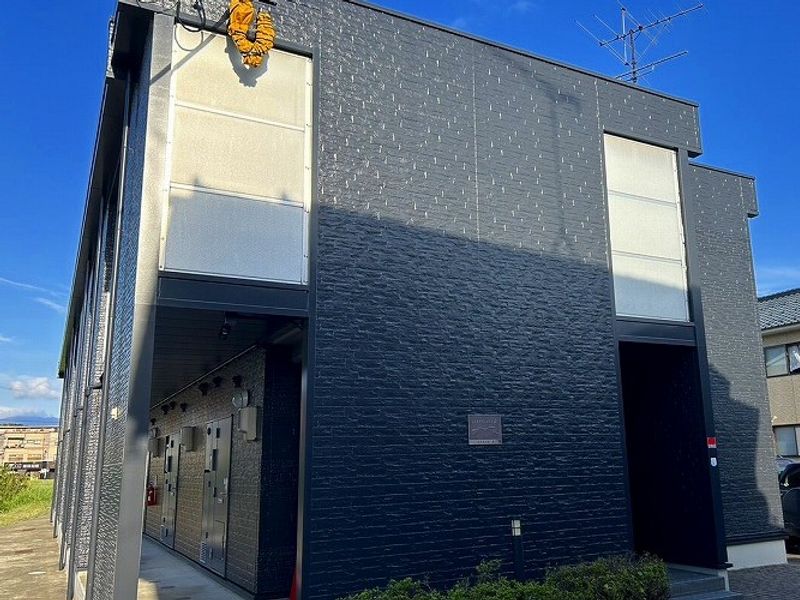 レオパレスルミエールⅡ 外観