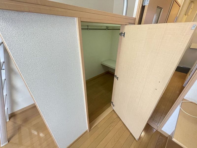 レオパレスボー　ビラージュ 収納