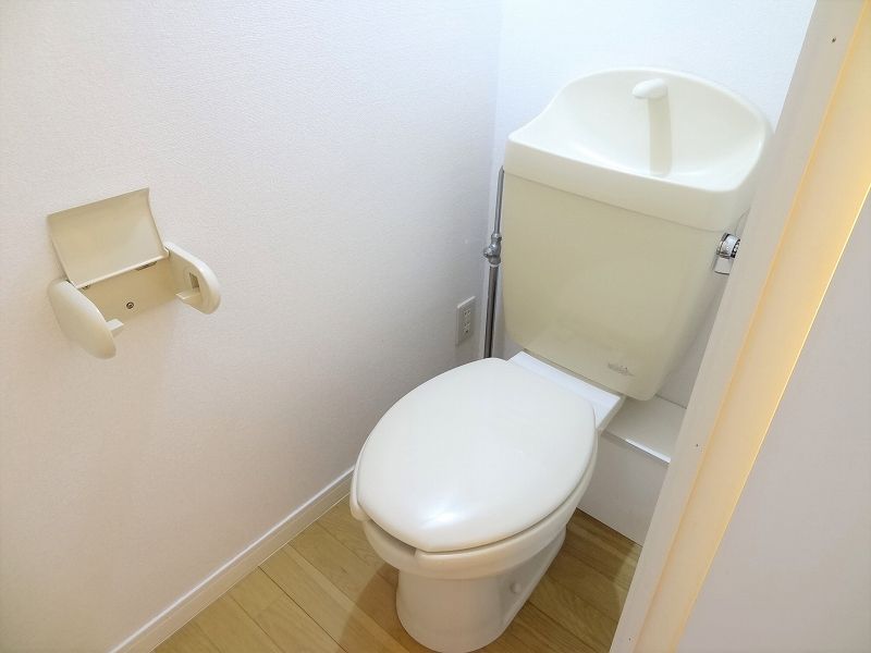 レオパレスＲｕｈｅ トイレ
